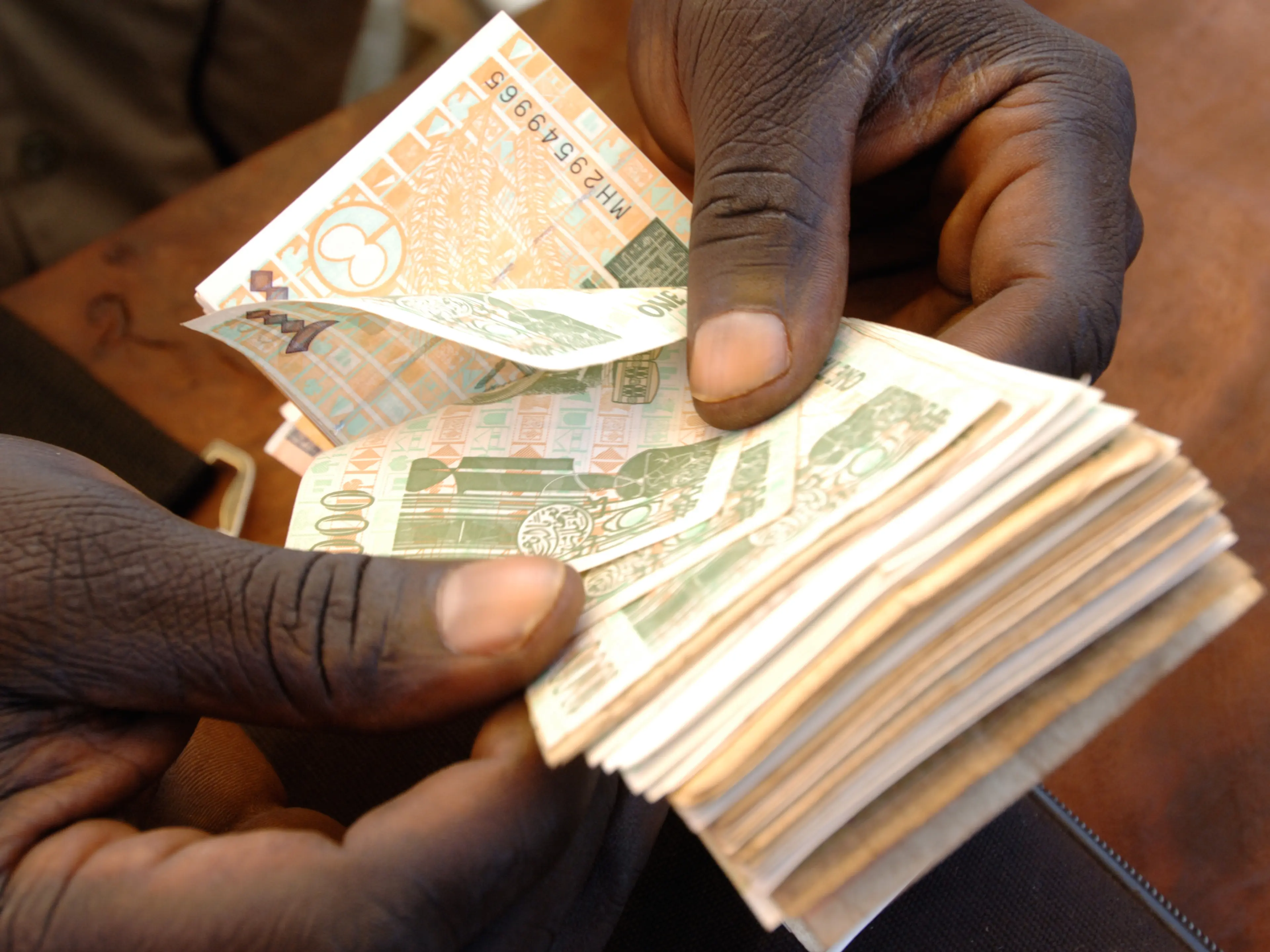 Sudan - money 