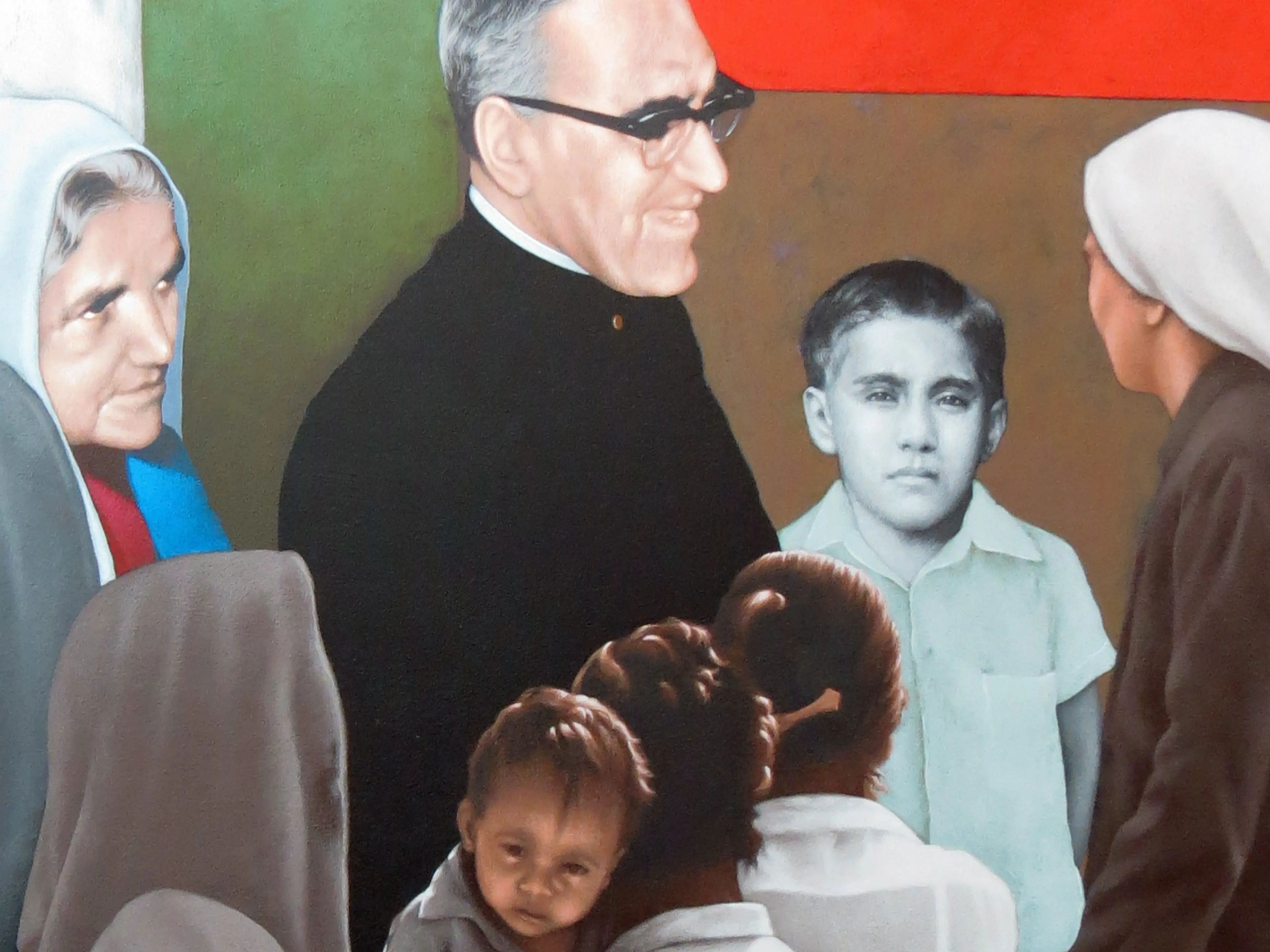 Romero and his people mural